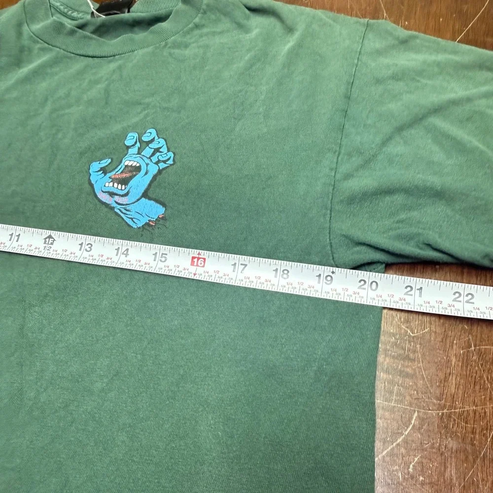 Santa Cruz T-Shirt Mens Medium Green Screaming Hand Graphic Short‎ Sleeve Skate